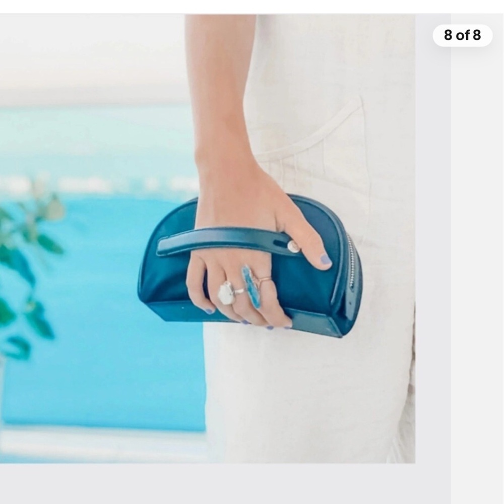 Brand New CartWright 8” The Clam Black Luxury Lockbag Handheld Purse Clutch